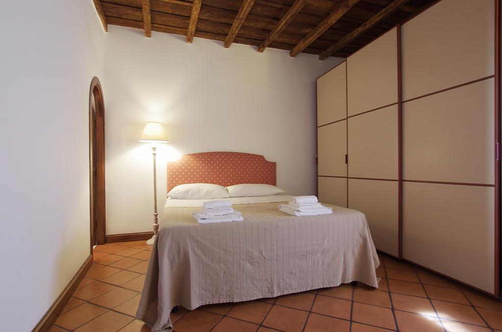 Апартаменти Vacanze Romane Centro Storico Trastevere Номер фото