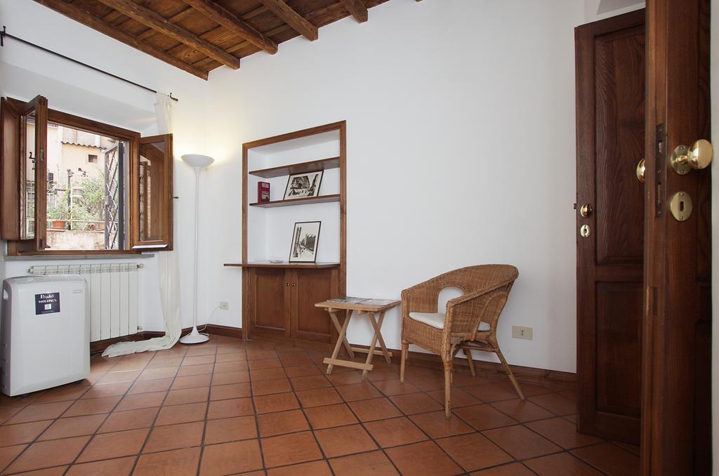 Апартаменти Vacanze Romane Centro Storico Trastevere Номер фото
